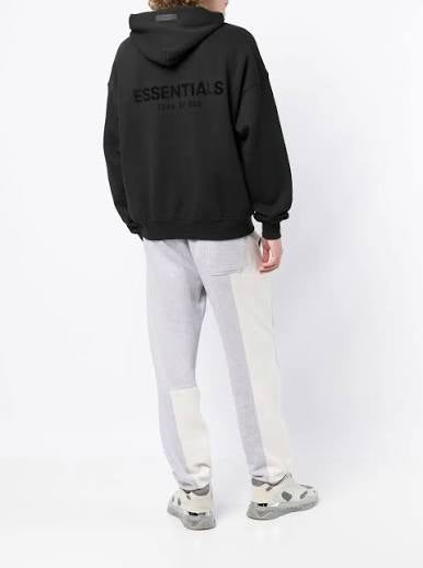 HOODIES ESENTIALS